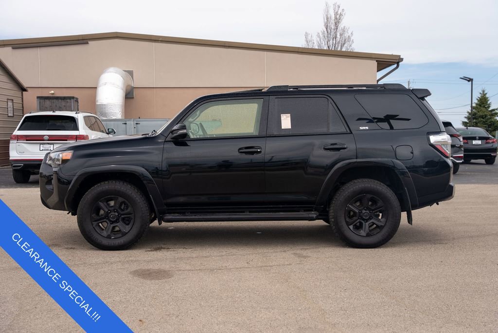 Used 2023 Toyota 4Runner SR5 Premium image 4