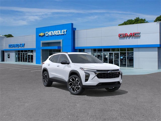 New 2026 Chevrolet Trax RS w/ Sunroof Package