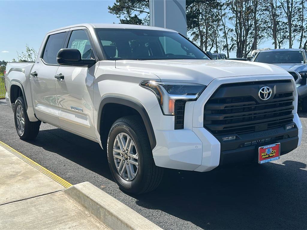 New 2025 Toyota Tundra SR5 w/ SR5 Convenience Package image 6