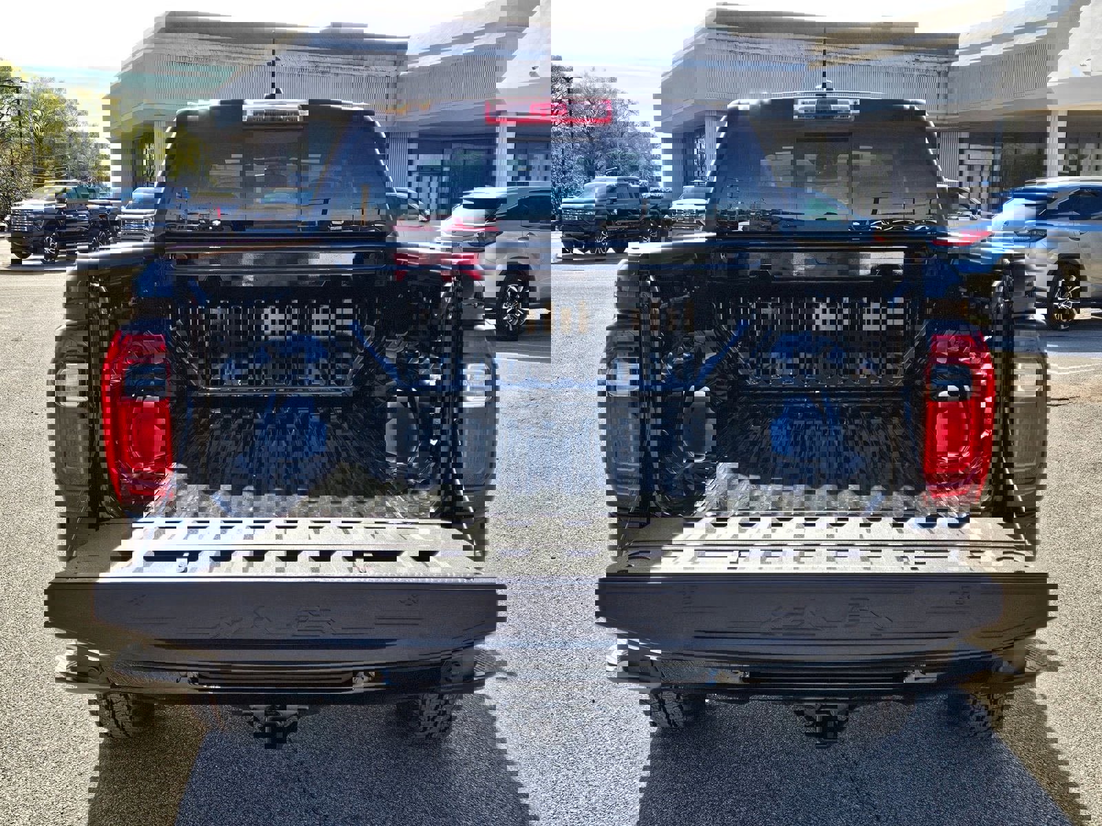 New 2026 GMC Canyon AT4 image 4