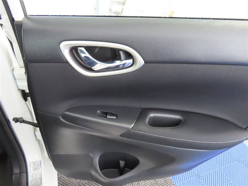 Used 2014 Nissan Sentra SV image 27