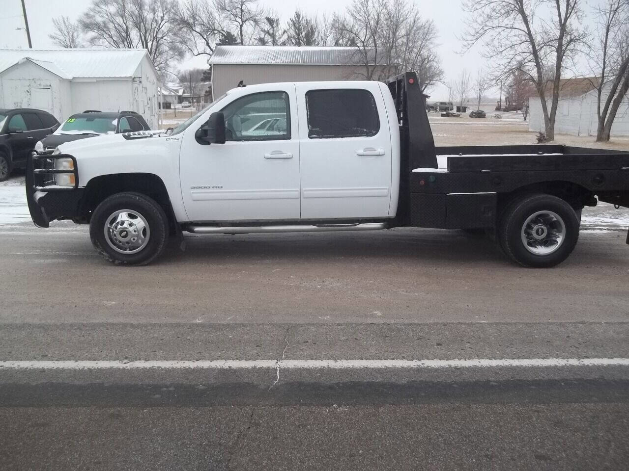 Used 2011 Chevrolet Silverado 3500 LTZ w/ LTZ Plus Package AWD/4WD image 1