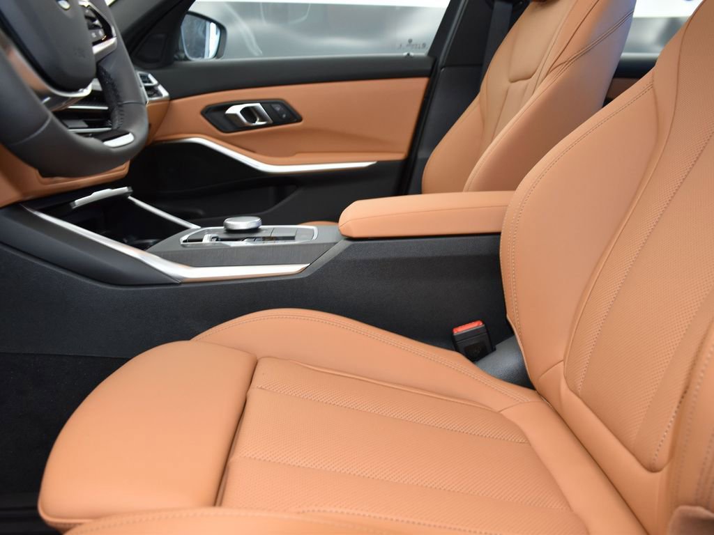 New 2026 BMW 330i Sedan w/ Convenience Package RWD image 13