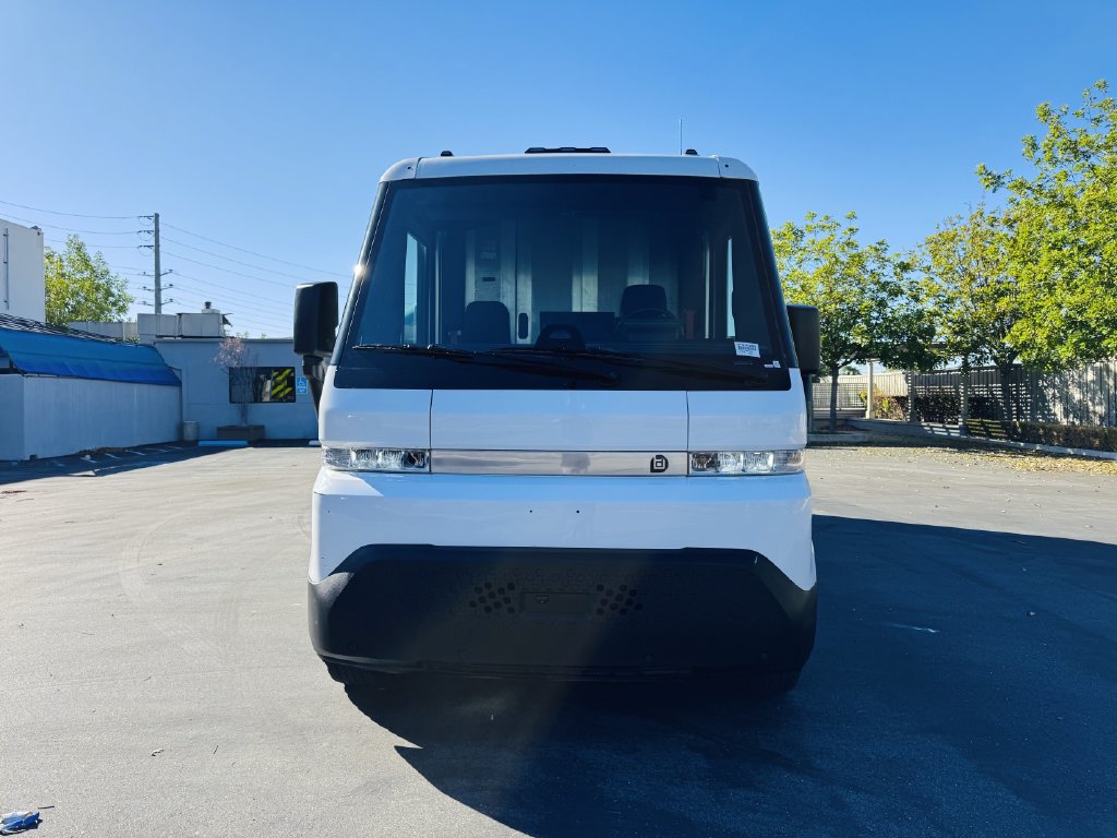 Used 2024 Chevrolet Brightdrop 600 w/ Commercial Equipment Package AWD/4WD image 6