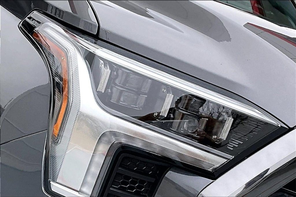 Used 2023 Toyota Tundra Platinum image 29
