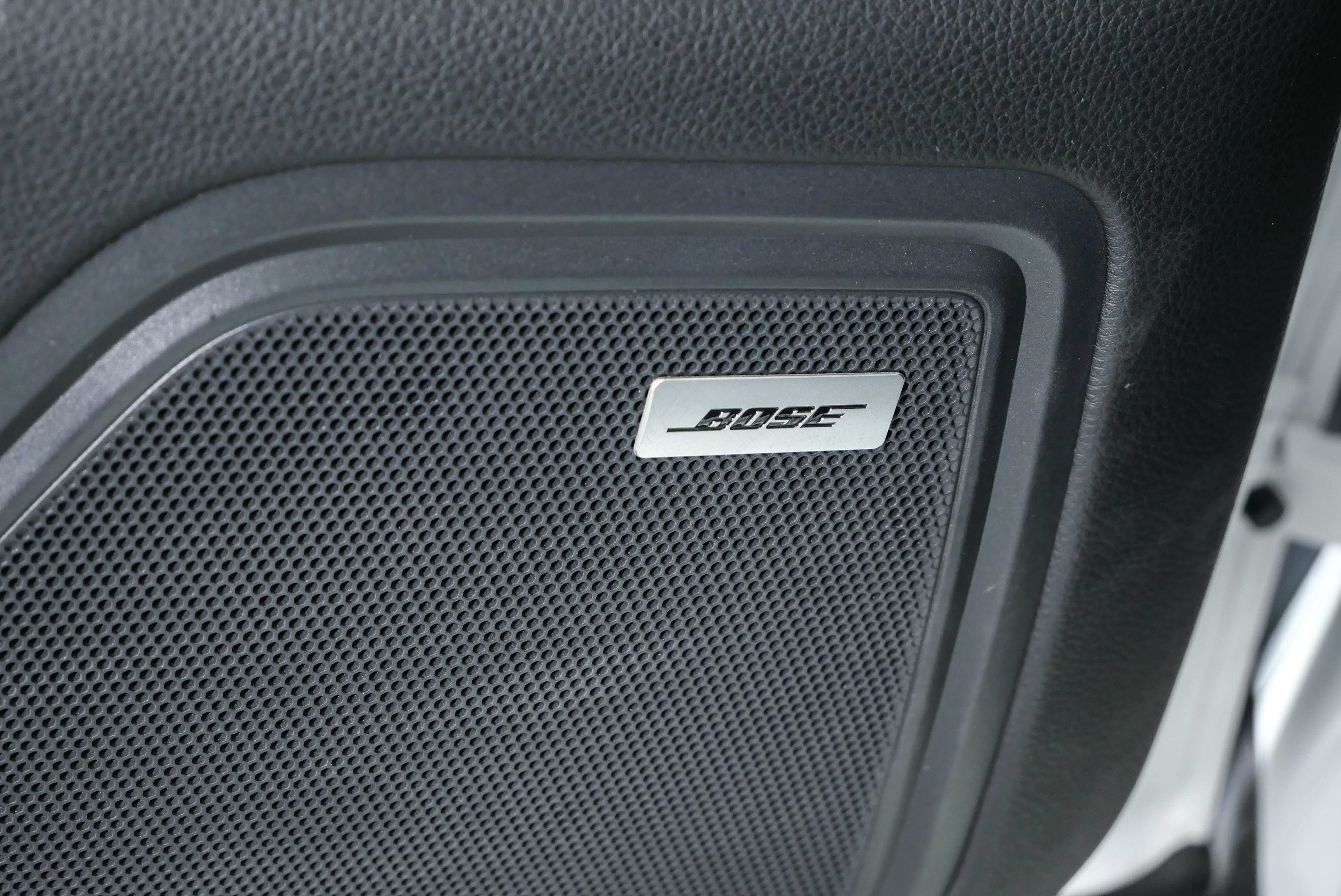 Certified 2021 Porsche Macan S AWD/4WD image 7
