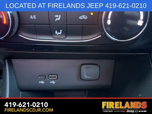 Used 2025 Buick Encore GX Sport Touring image 24