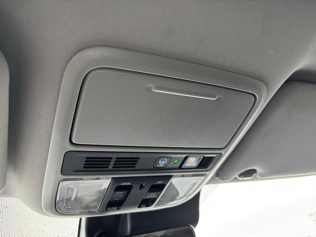Used 2021 Honda Pilot Touring image 18
