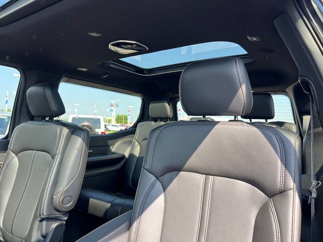 New 2026 Jeep Grand Wagoneer 4WD image 28
