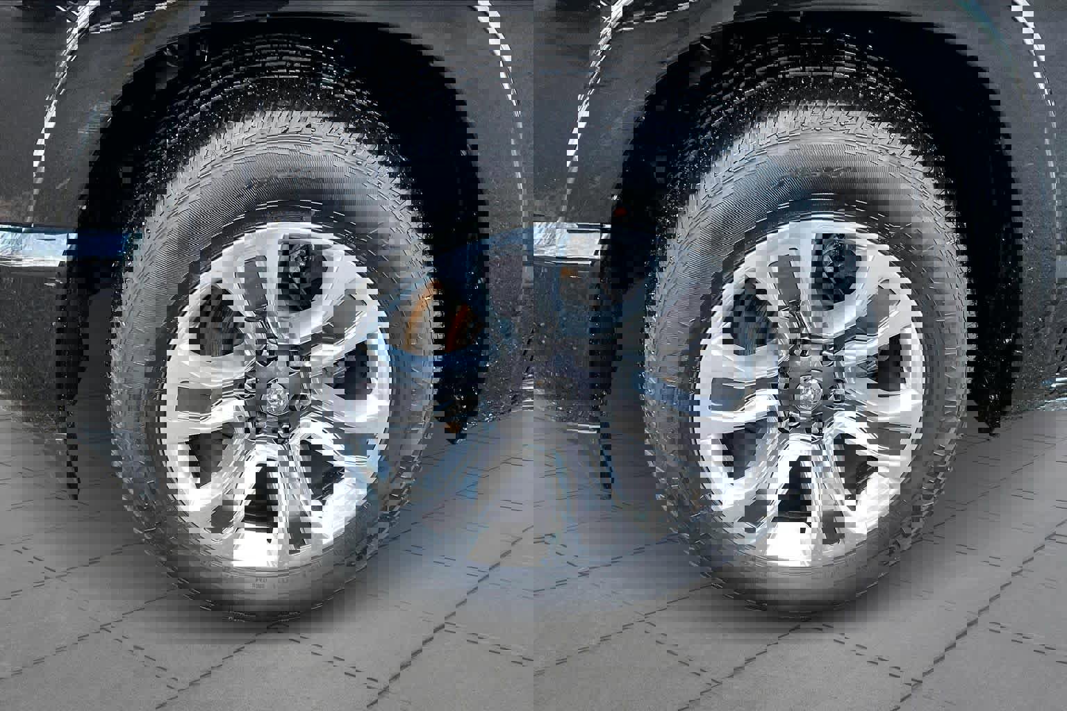 Used 2023 RAM 1500 Limited image 11