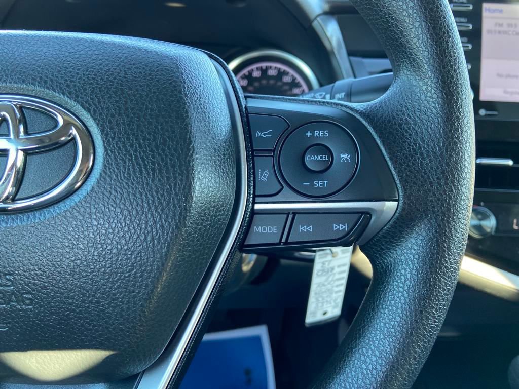 Used 2023 Toyota Camry LE image 20
