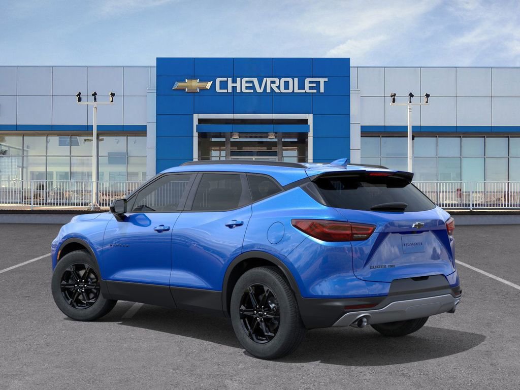 New 2026 Chevrolet Blazer LT w/ Midnight/Sport Edition AWD/4WD image 3