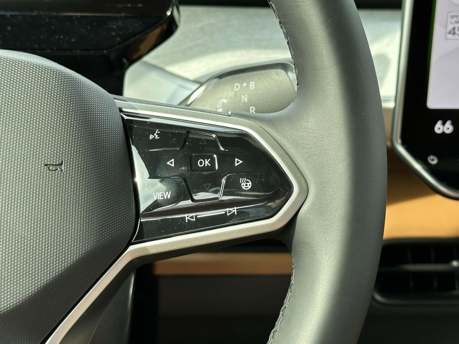 New 2025 Volkswagen ID. Buzz Pro S image 15