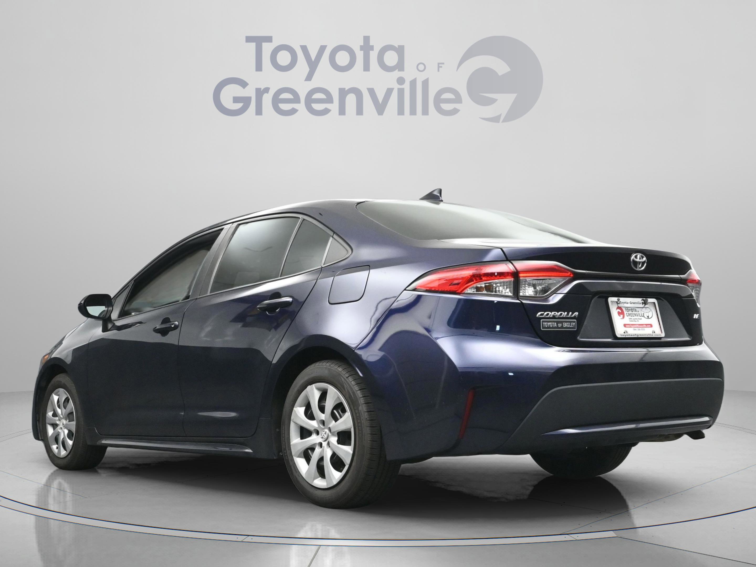 Used 2022 Toyota Corolla LE FWD image 9