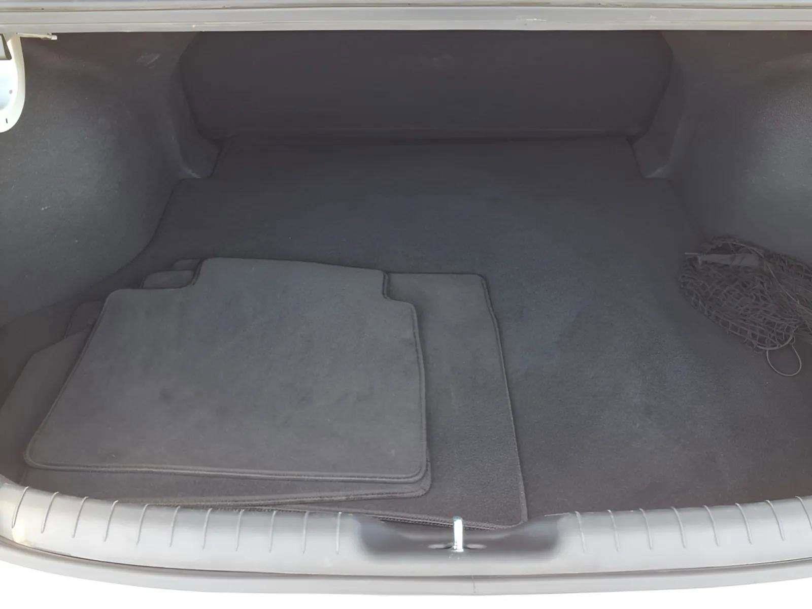 Certified 2024 Hyundai Elantra SE FWD image 19