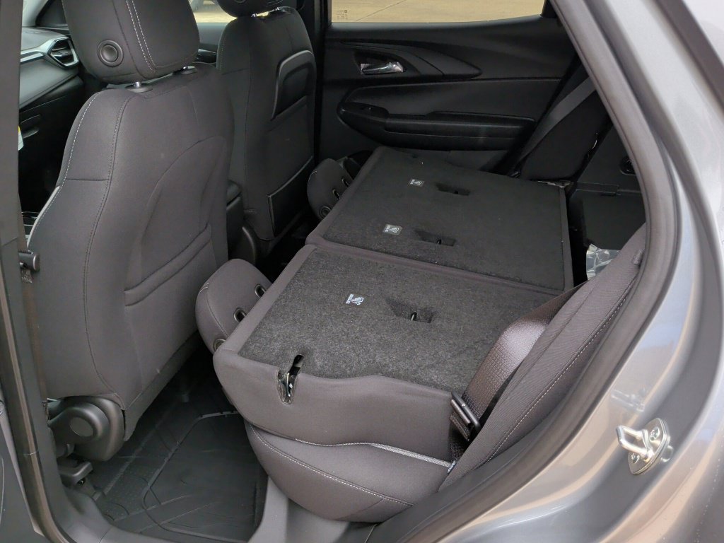 New 2026 Chevrolet TrailBlazer LS w/ LS Convenience Package FWD image 33