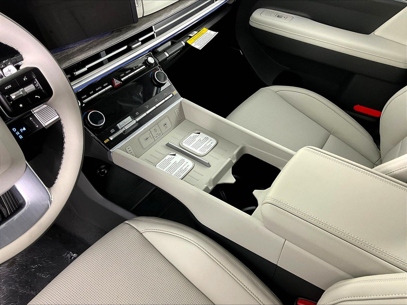 New 2026 Hyundai Santa Fe Calligraphy AWD/4WD image 12