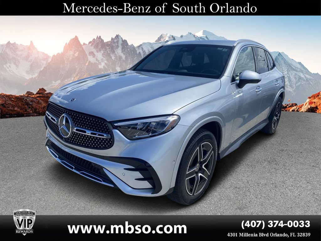 Used 2023 Mercedes-Benz GLC 300 w/ AMG Line image 17