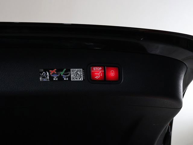 Certified 2026 Mercedes-Benz GLC 300 4MATIC image 30