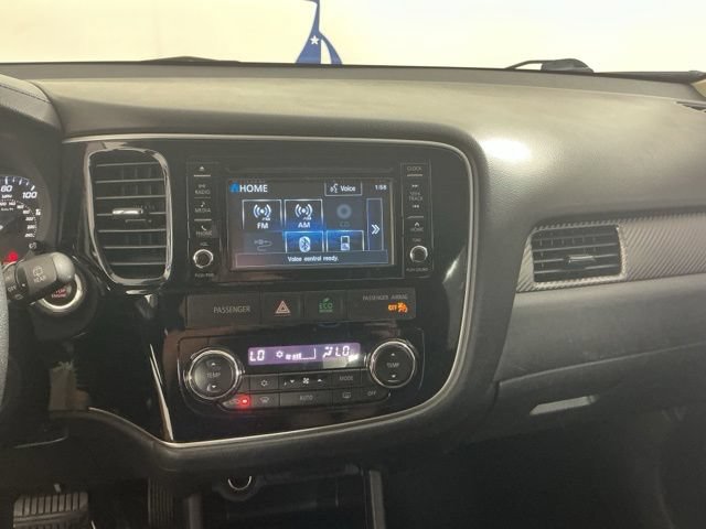 Used 2016 Mitsubishi Outlander SE FWD image 32