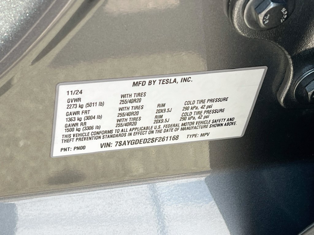 Used 2025 Tesla Model Y Long Range RWD image 29