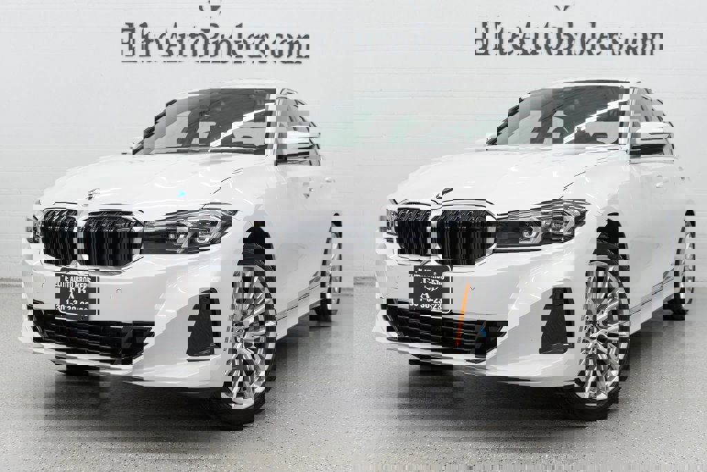 Used 2024 BMW 330i xDrive Sedan w/ Convenience Package image 54