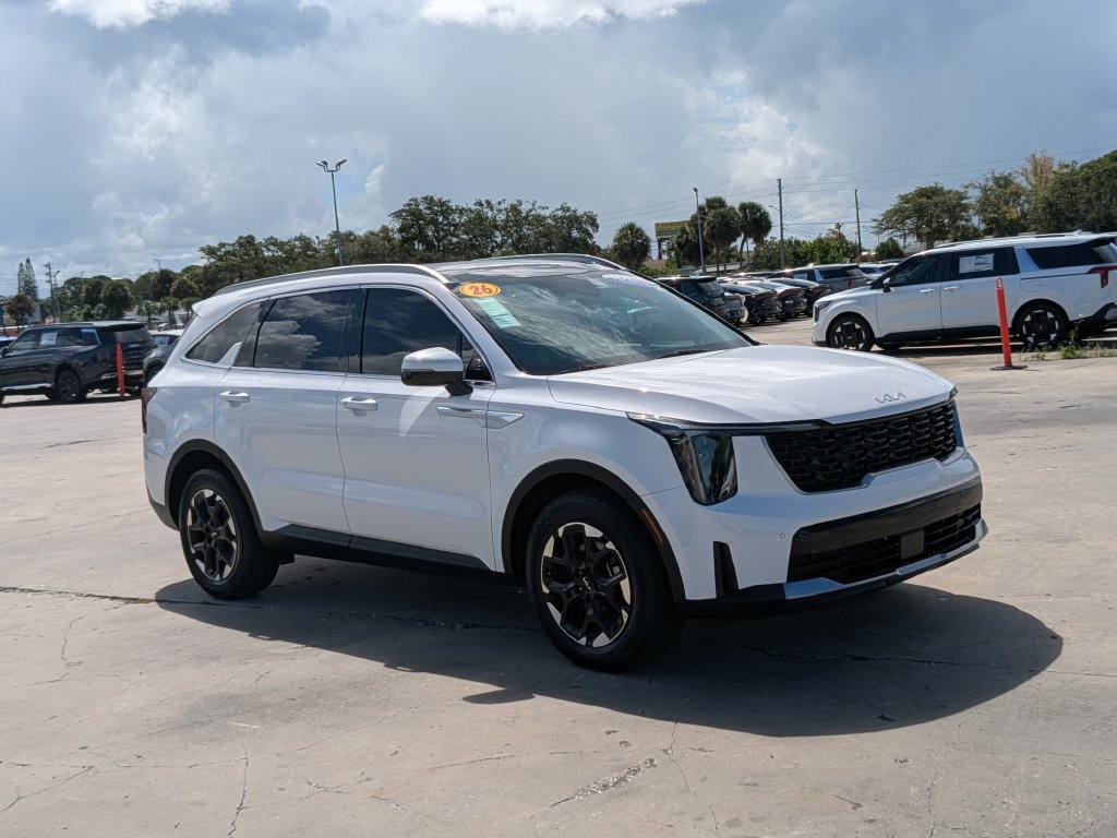 Certified 2026 Kia Sorento S w/ S Panoramic Sunroof Package FWD image 2