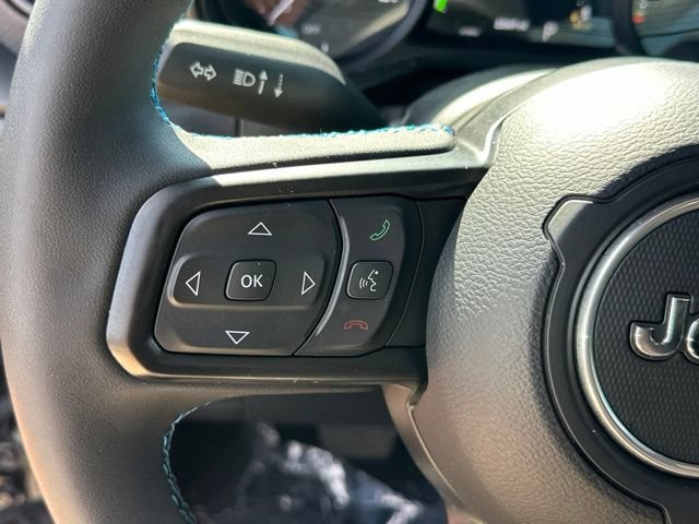 Used 2024 Jeep Wrangler Unlimited Rubicon 4xe AWD/4WD image 9