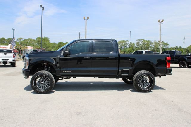 Used 2024 Ford F250 Lariat w/ Black Appearance Package AWD/4WD image 6