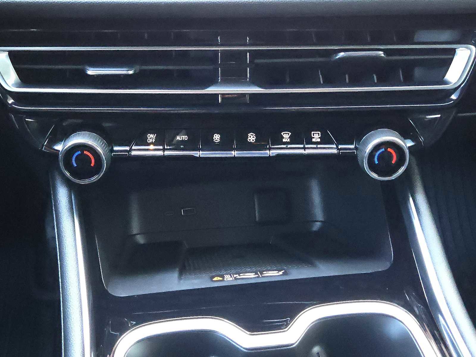 Certified 2025 Chevrolet Traverse Z71 w/ Enhanced Driving Package image 20