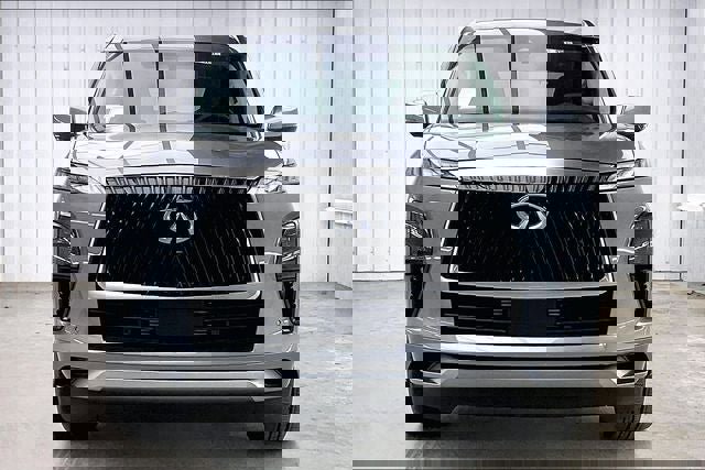 New 2026 INFINITI QX80 Luxe image 3