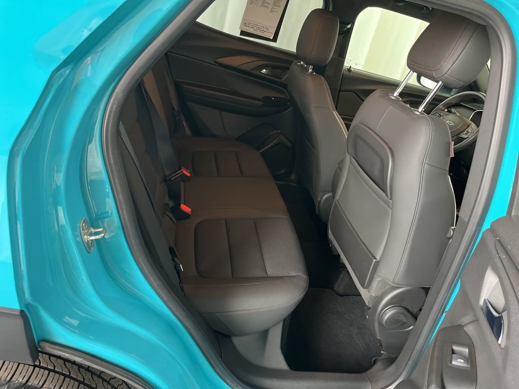 Used 2022 Chevrolet TrailBlazer RS w/ Convenience Package image 21