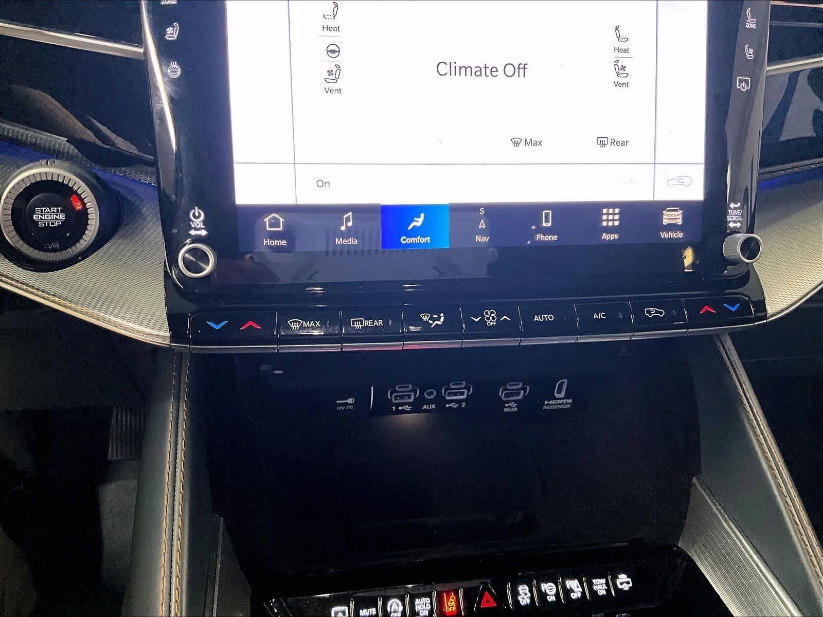 Used 2023 Jeep Grand Wagoneer L Series III w/ Rear Seat Video Group 1 image 27