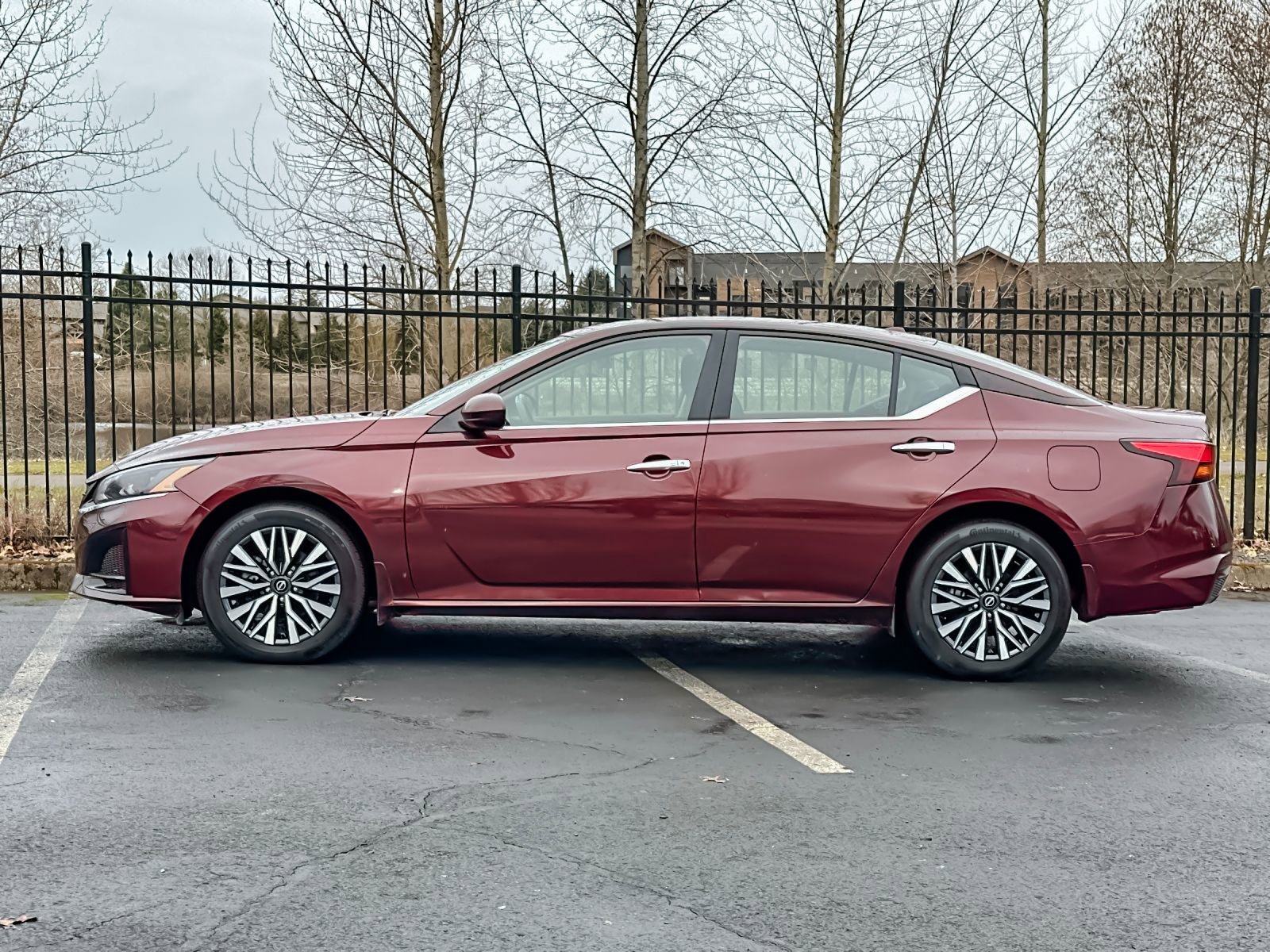 Used 2023 Nissan Altima 2.5 SV AWD/4WD image 7