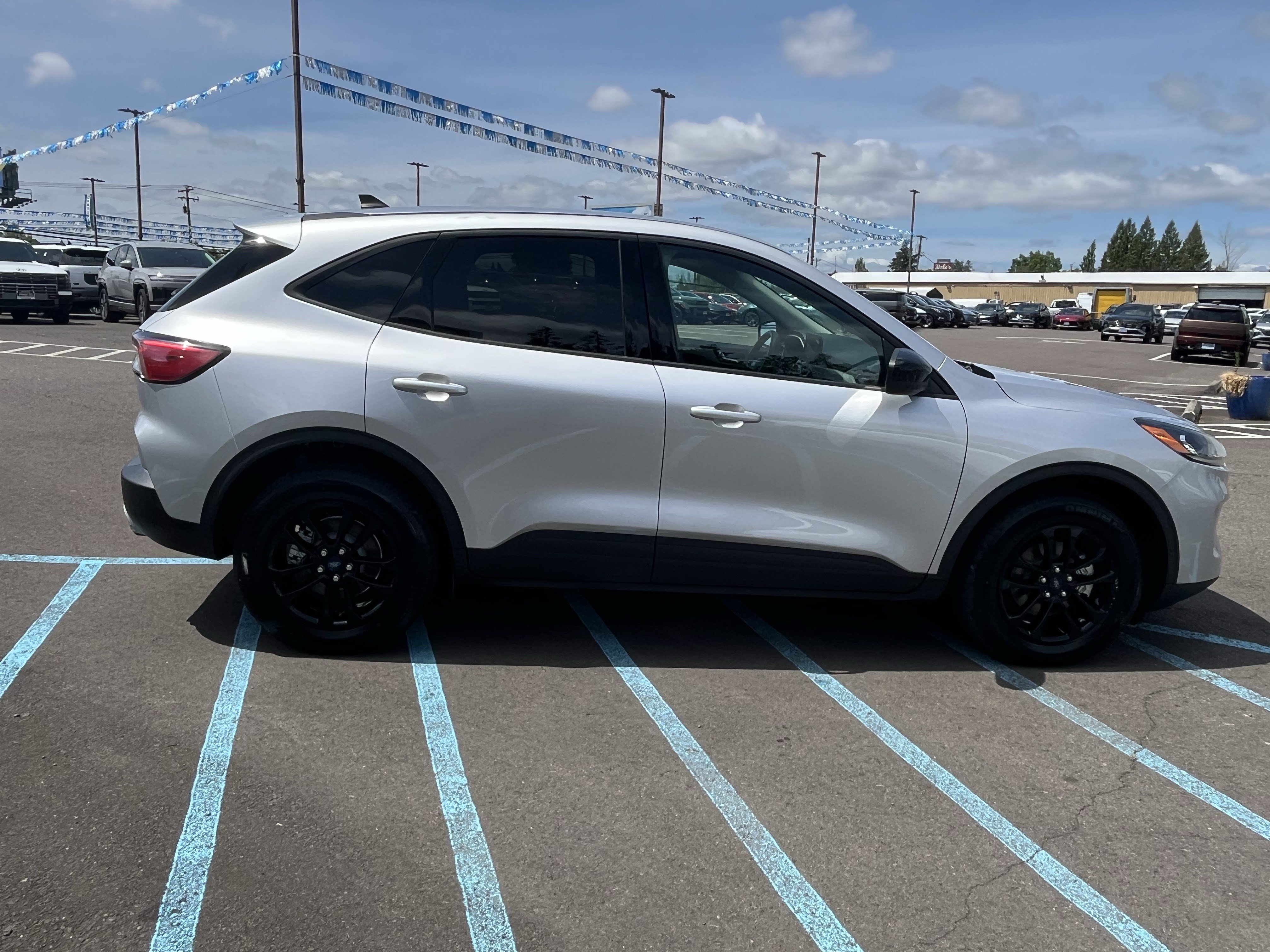 Used 2020 Ford Escape SE Sport AWD/4WD image 6