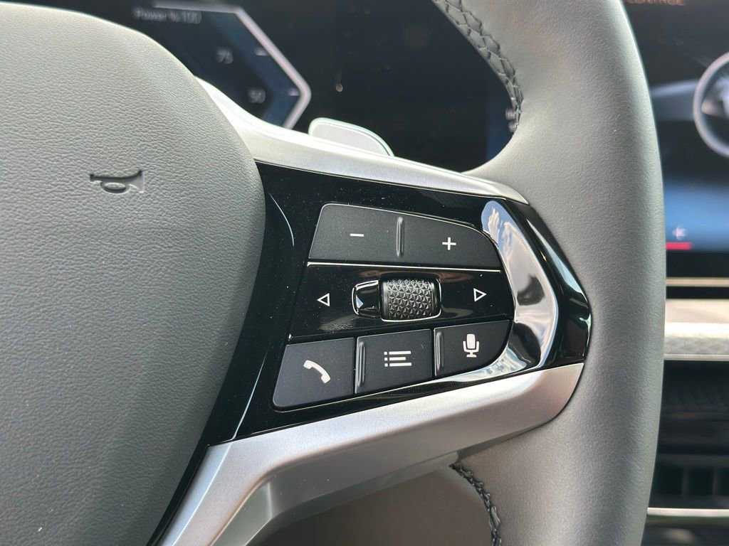 New 2025 BMW 330i xDrive Sedan image 32