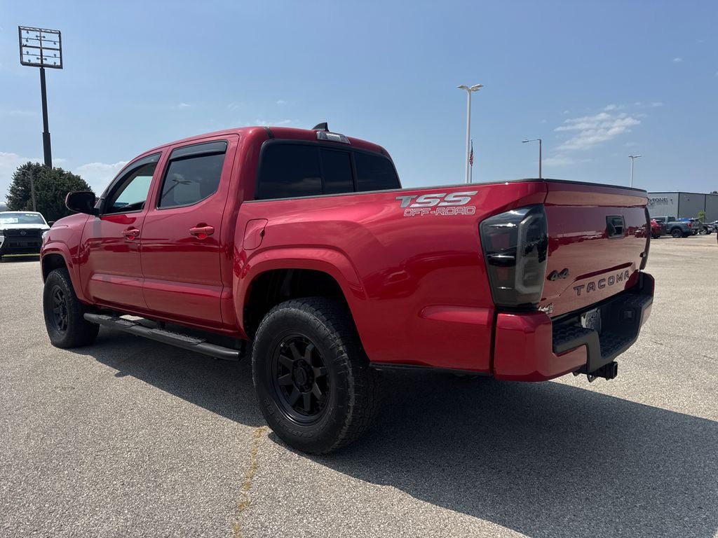 Used 2023 Toyota Tacoma SR AWD/4WD image 4