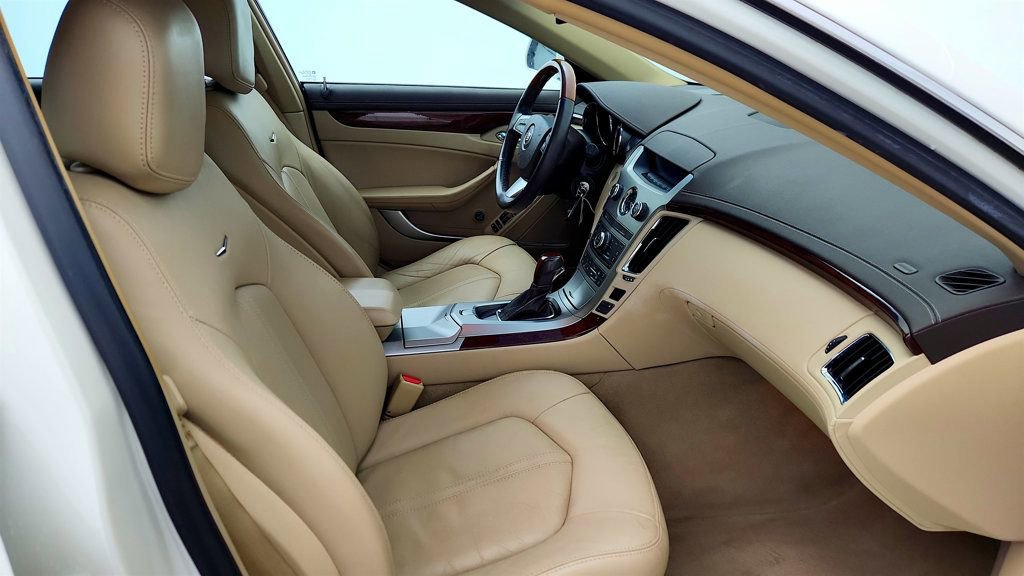 Used 2011 Cadillac CTS Luxury image 24