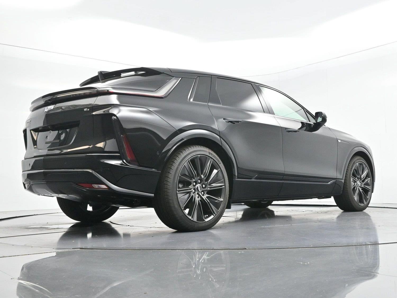 New 2027 Cadillac Lyriq Signature Sport AWD/4WD image 48