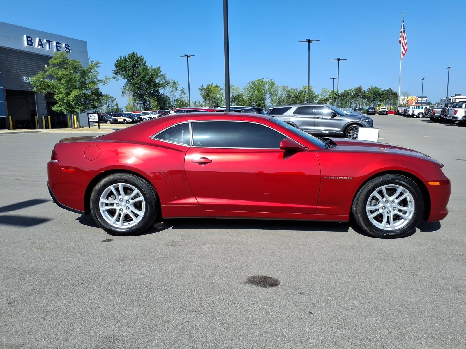 Used 2014 Chevrolet Camaro LS RWD image 2