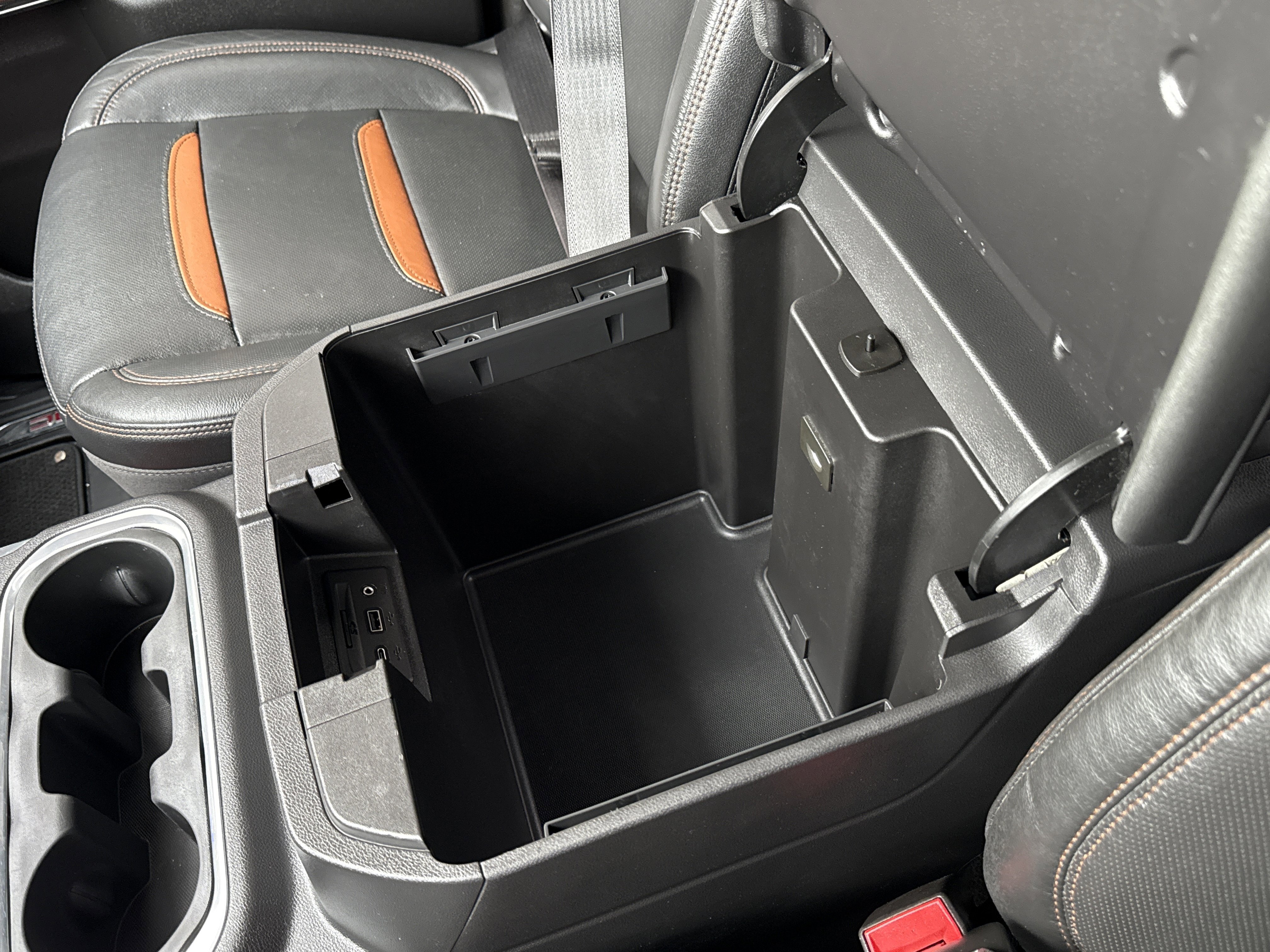 Used 2021 GMC Sierra 1500 AT4 w/ AT4 Value Package image 38