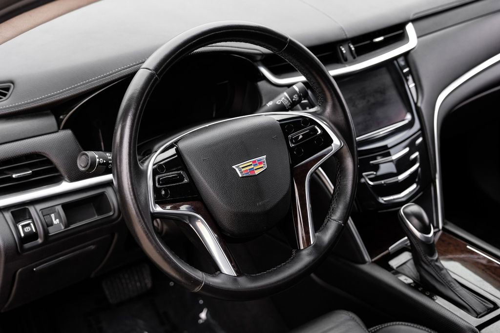 Used 2016 Cadillac XTS image 12