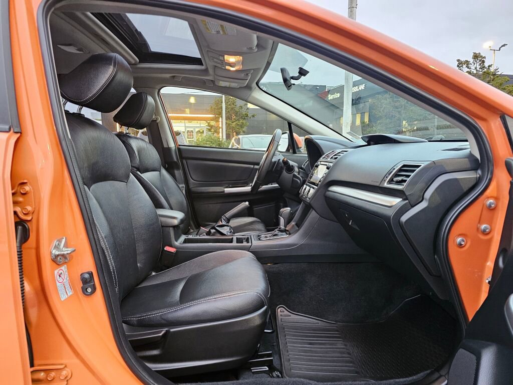 Used 2015 Subaru Crosstrek 2.0i Limited image 10