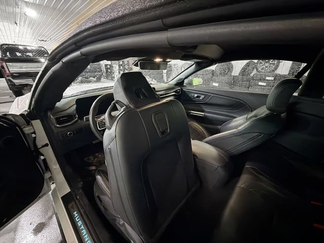 Used 2024 Ford Mustang GT Premium RWD image 9