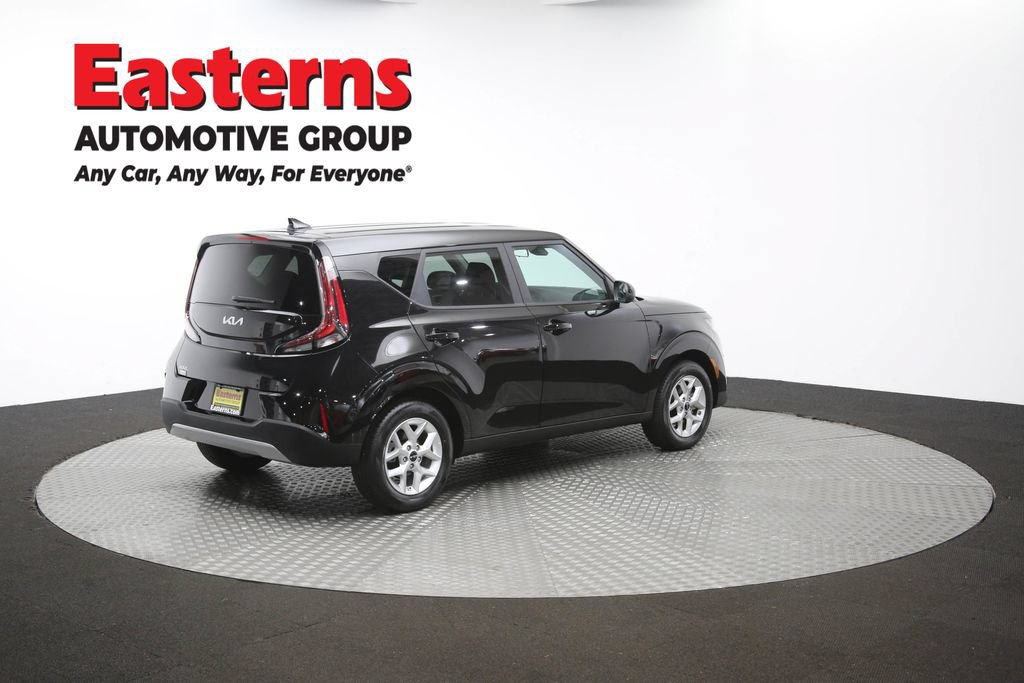 Used 2025 Kia Soul LX w/ LX Technology Package FWD image 39