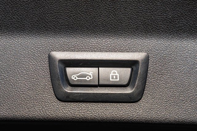 Used 2018 BMW X3 M40i w/ Premium Package image 10