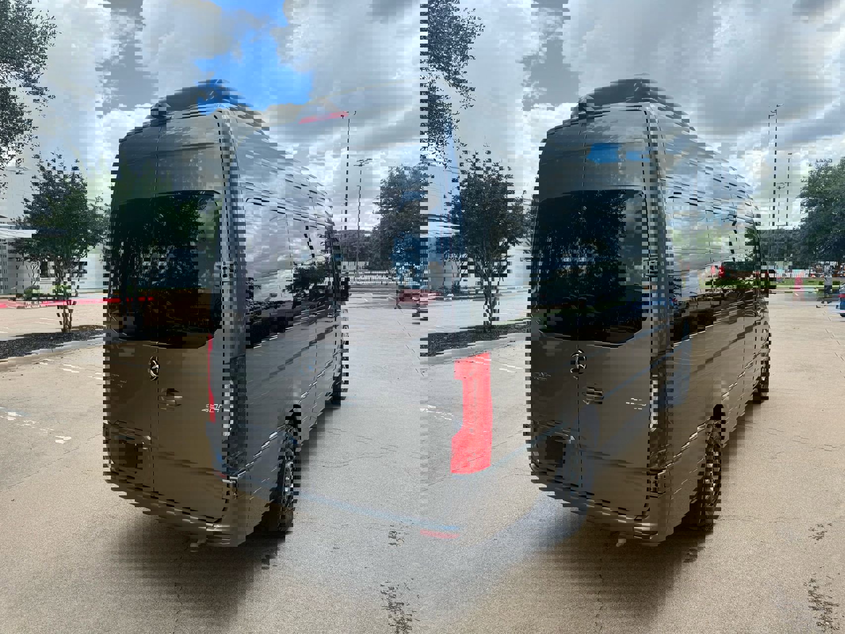 Used 2019 Mercedes-Benz Sprinter 2500 image 6