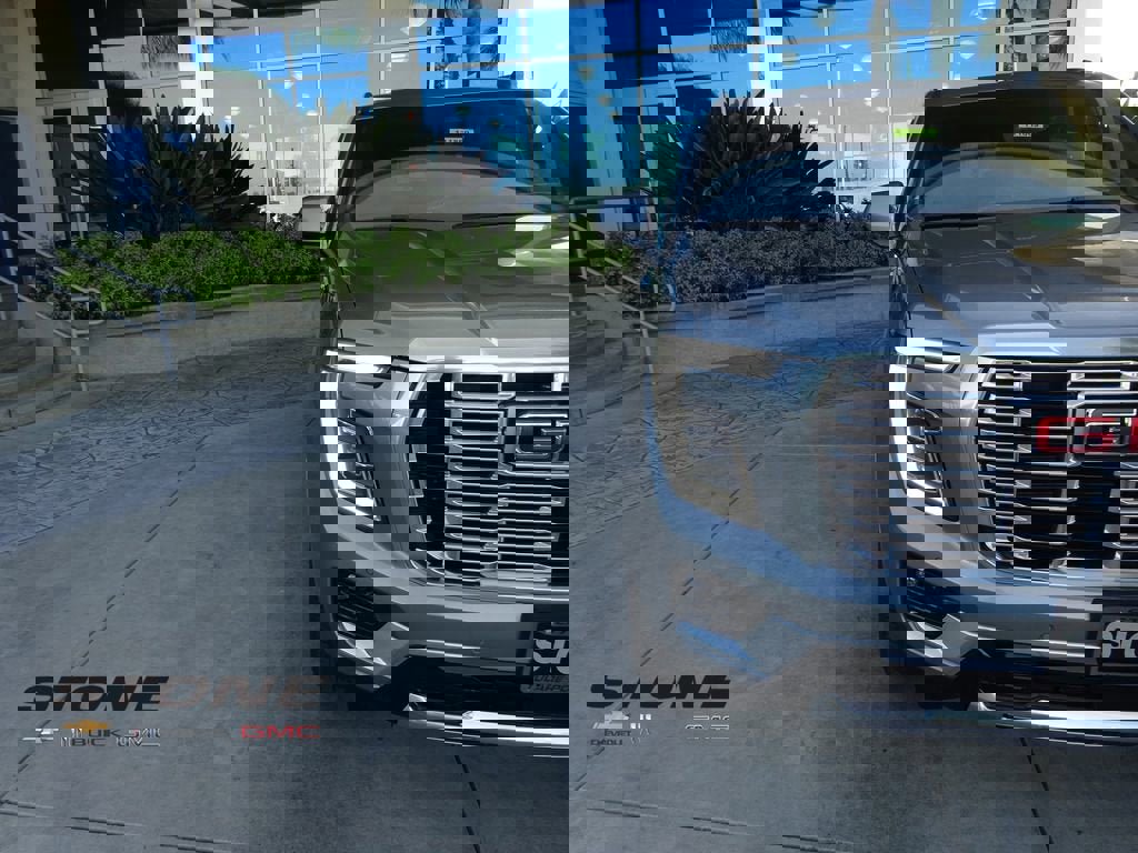 New 2026 GMC Yukon Denali w/ Denali Reserve Package image 32