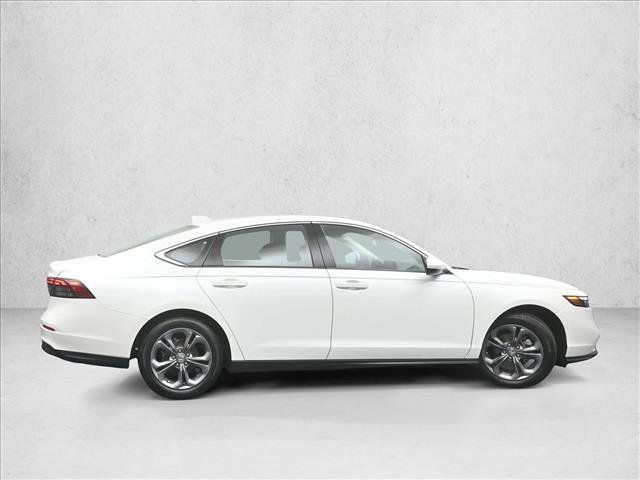 Used 2023 Honda Accord EX image 7