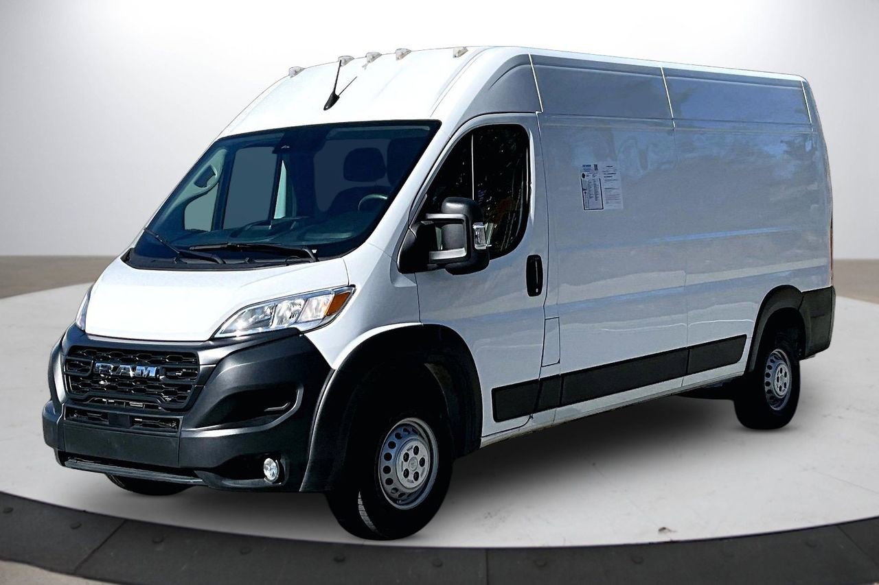 Used 2024 RAM ProMaster 2500 w/ Convenience Group image 4